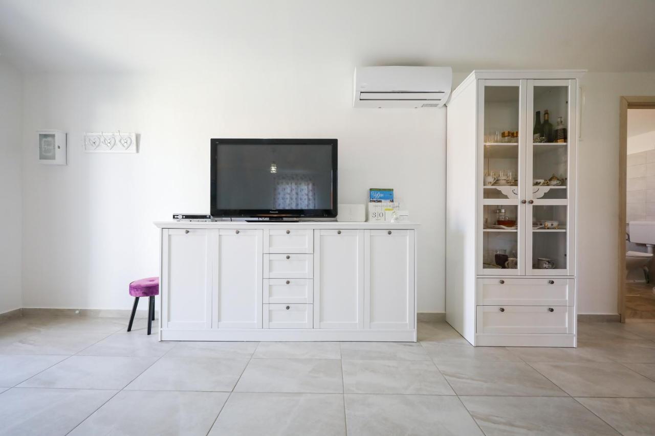 Holiday Home Ana Poljana  ภายนอก รูปภาพ