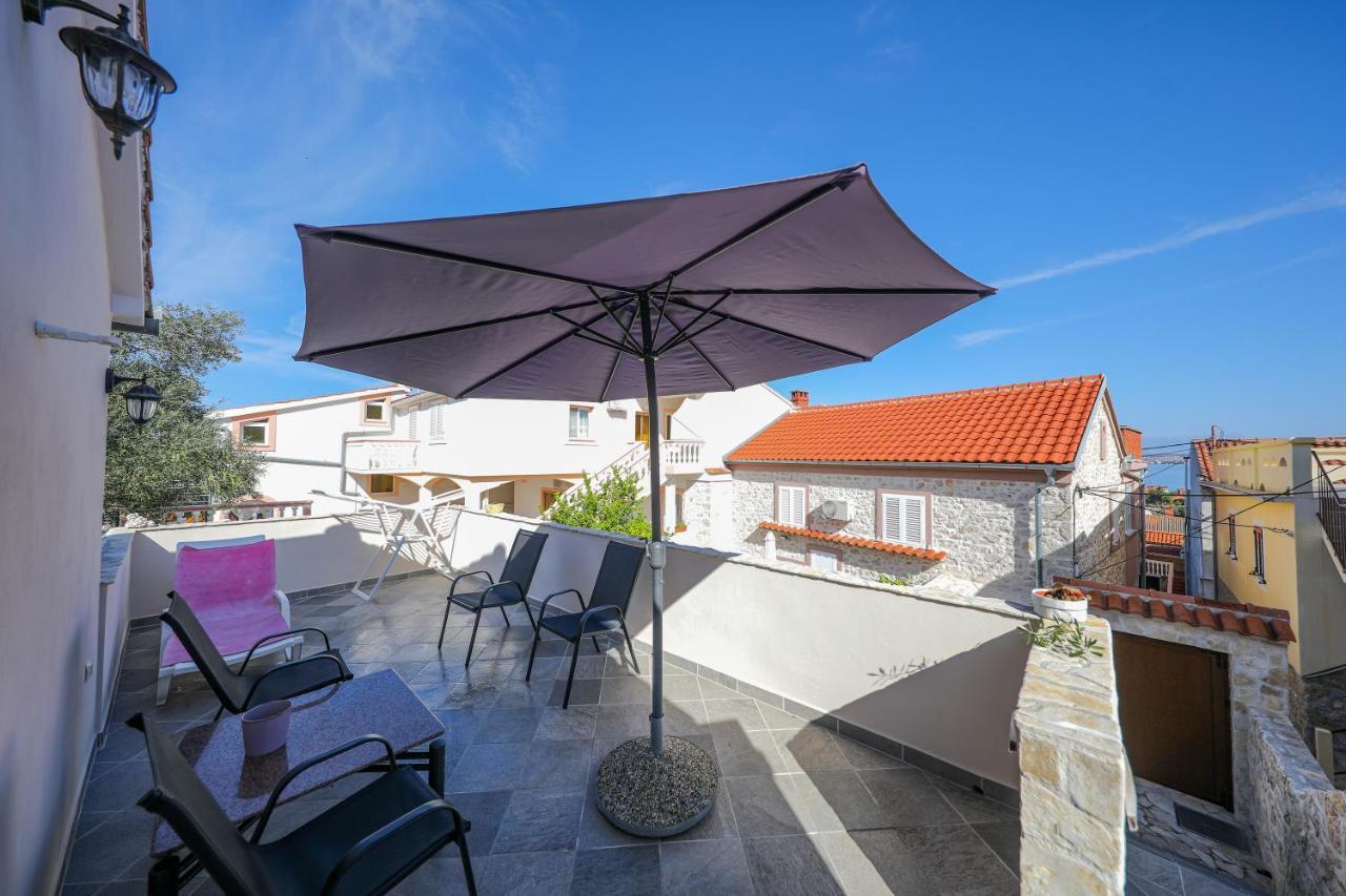 Holiday Home Ana Poljana  ภายนอก รูปภาพ