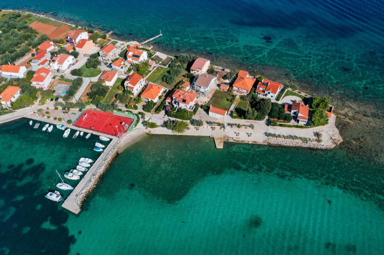 Holiday Home Ana Poljana  ภายนอก รูปภาพ