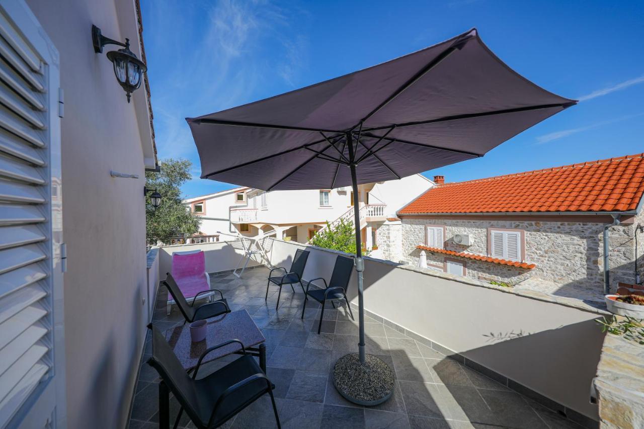 Holiday Home Ana Poljana  ภายนอก รูปภาพ